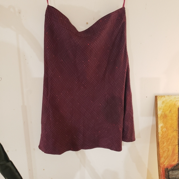 Martin + Osa Women's Size 12 Vibrant Pink and Purple Patterned Silk Skirt - Picture 5 of 5